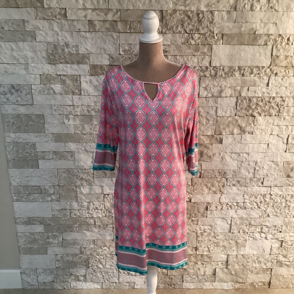 Charlie Paige 3/4 sleeve shift dress